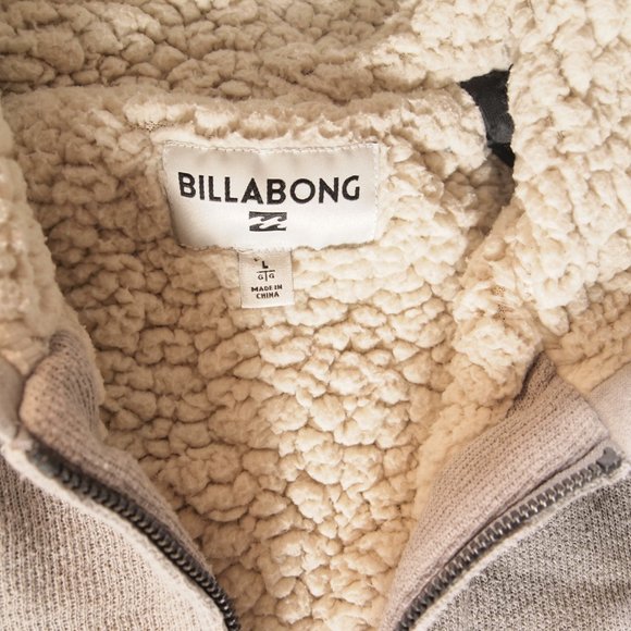 Ladies Billabong Sherpa Knit Hoodie Jacket, Size Large, Gray and Oatmeal Color - Picture 2 of 6